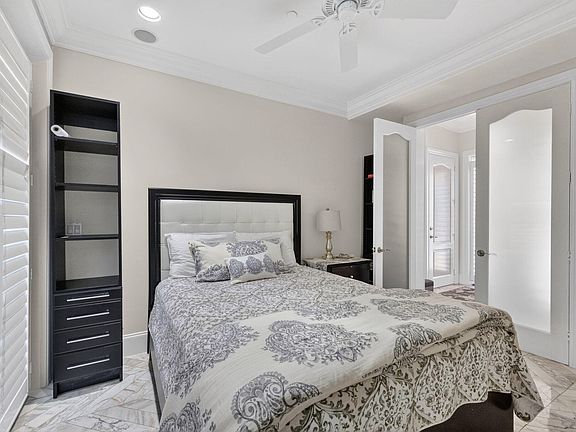 5th image of 4332 Seagrape Dr #4