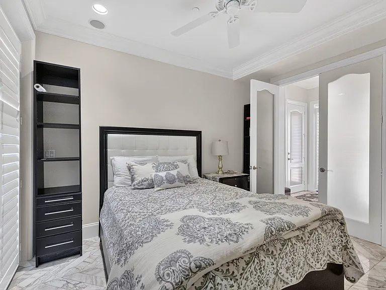 4332 Seagrape Dr #4 — Photo 5