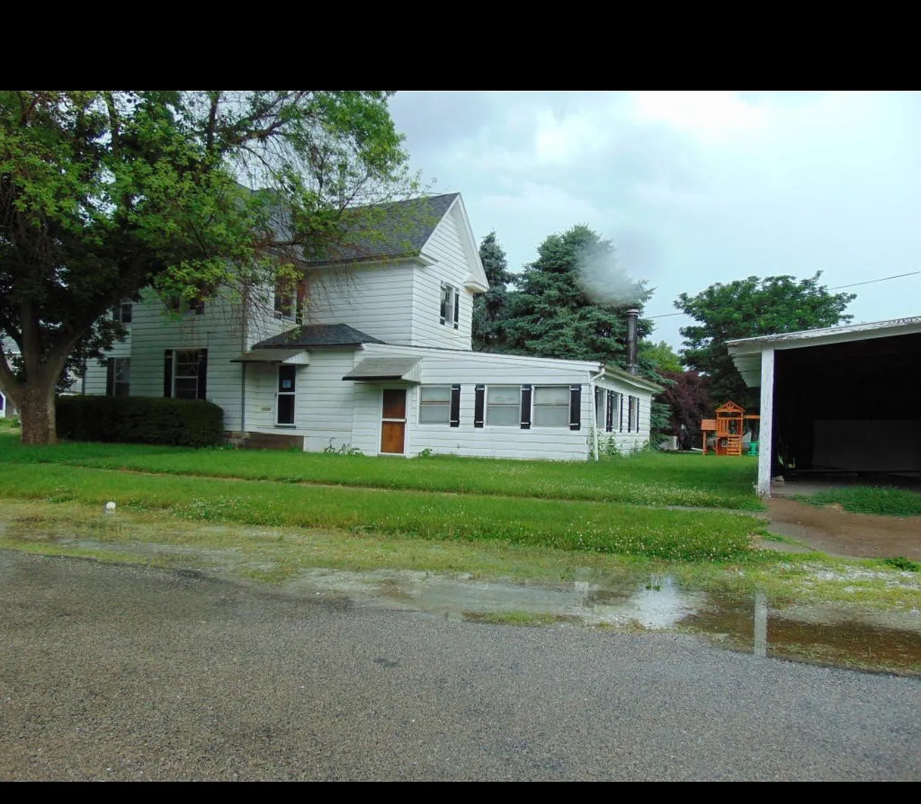 3 bed, 2768 sqft, $1,500 — Photo 4