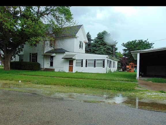 4th image of 902 N Marion Ave