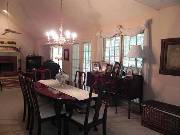 5th image of 2690 Eastmont Trl