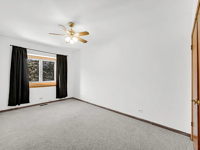 1017 Arbor Ct — Photo 20