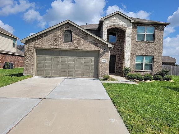 2nd image of 3510 Champions Cove Ln