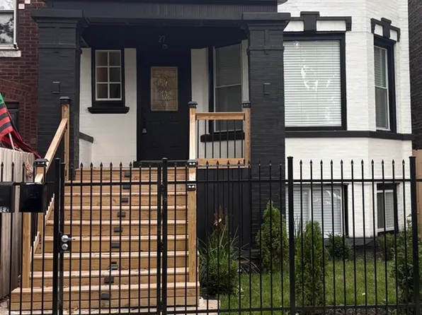 27 N Latrobe Ave, Chicago, IL 60644