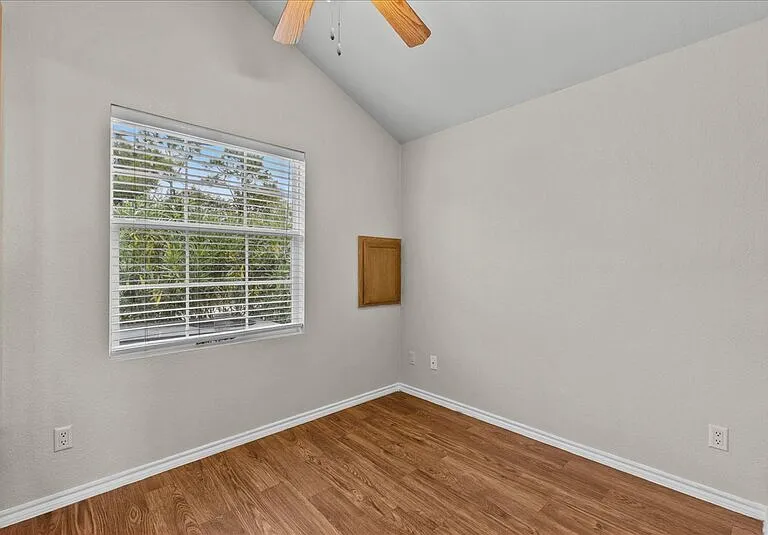 2400 Green River Ln #85 — Photo 9
