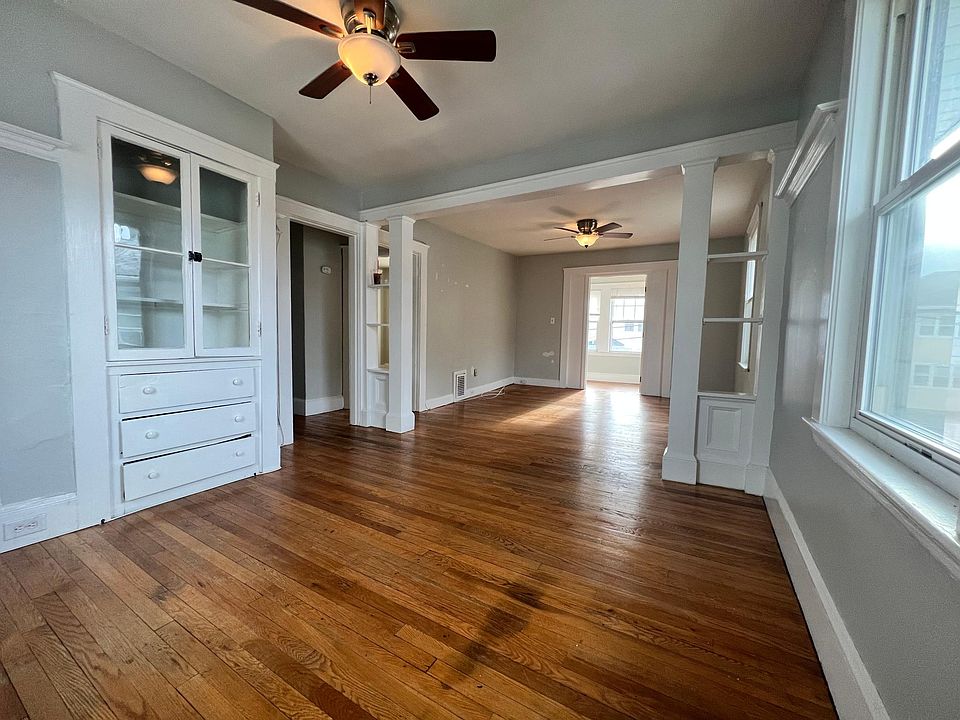 1st image of 10-16 Ebbett Ave #12