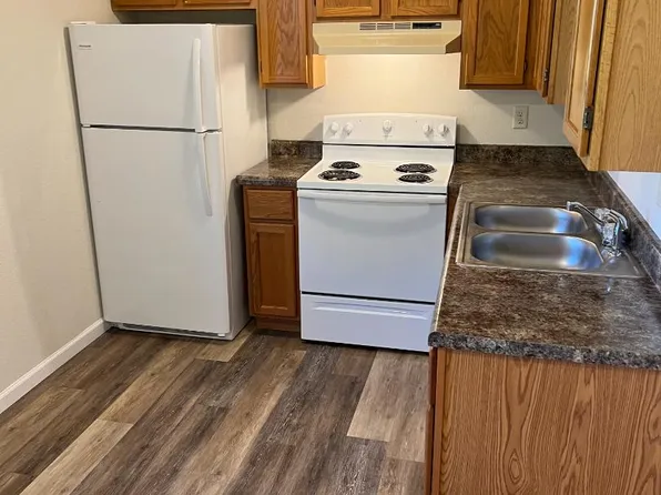 504 N Grant St APT A, Park Hills, MO 63601