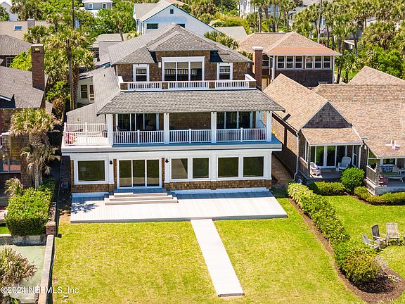 2nd image of 1277 BEACH Avenue
