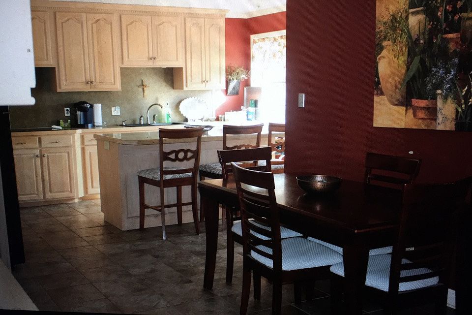 2nd image of 1716 Moonmist Dr