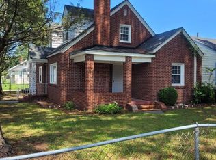607 Laurel Ave, Elizabeth City, NC 27909
