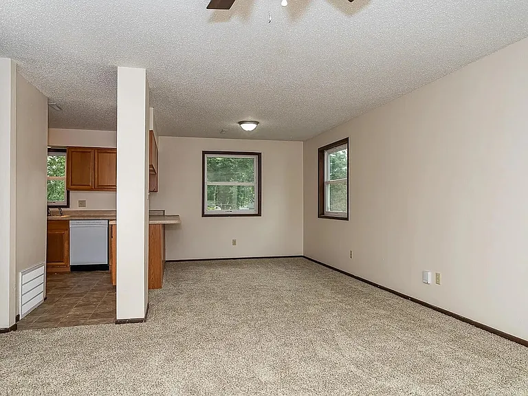 1009 North Dakota Ave — Photo 6