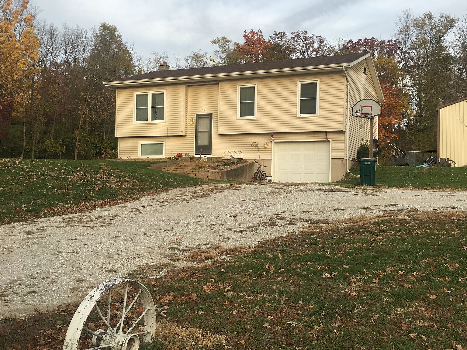 504 Frankford Ave, Novinger, MO 63559 Zillow