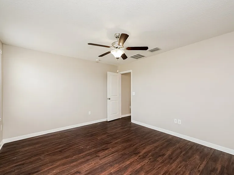 6507 Trent Creek Dr — Photo 10