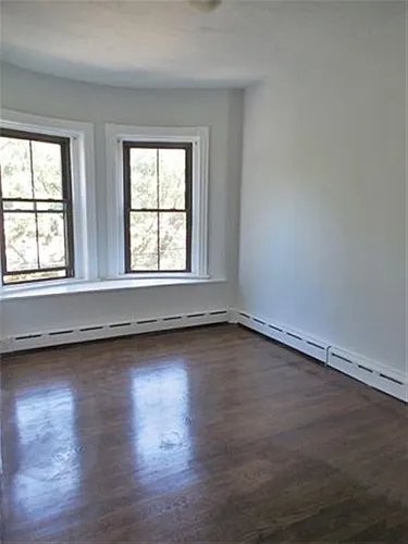 106 Willow St #2 Photo 1