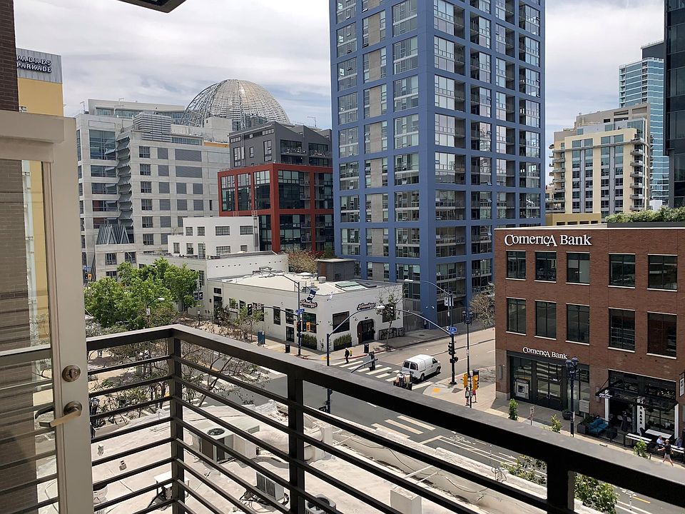 1st image of 502-452 N 10th Ave #502