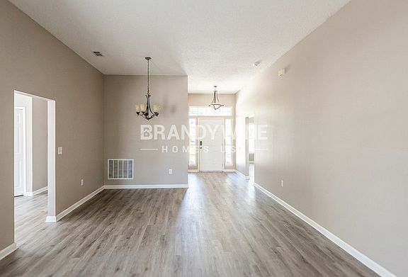 4th image of 6117 Hannah Stables Ct