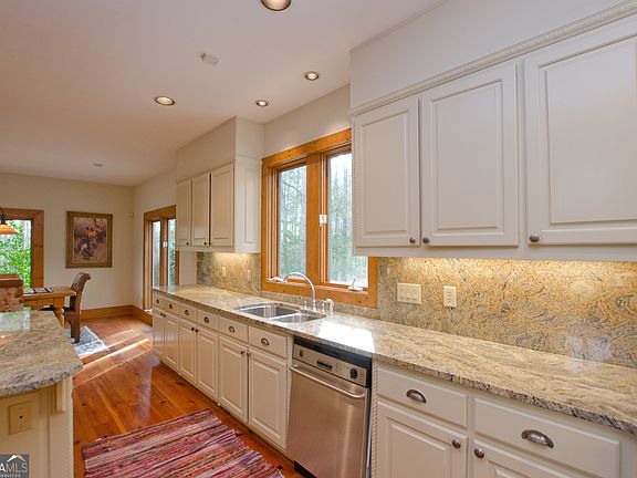 2nd image of 4000 Booth Rd NE