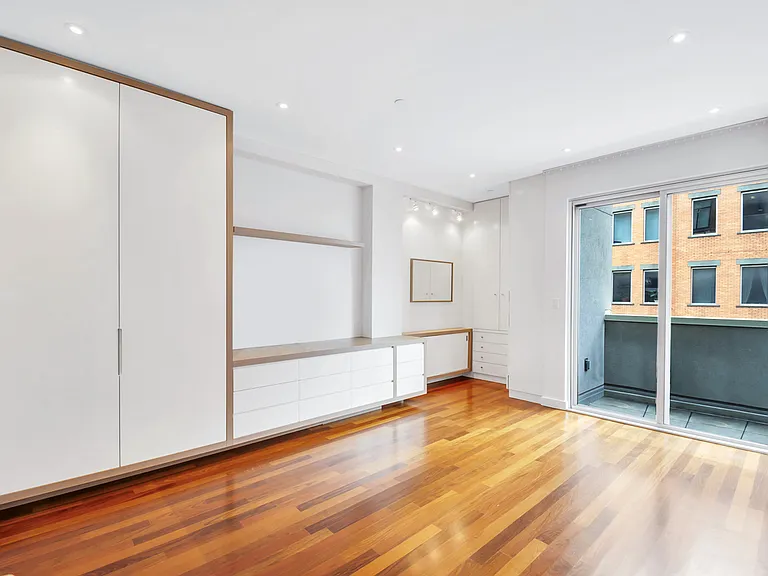125 N 10th St #S3D — Photo 9