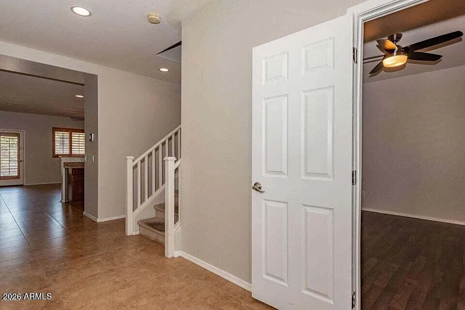 4 bed, 3.5 bath, 2364 sqft, $2,799 — Photo 3