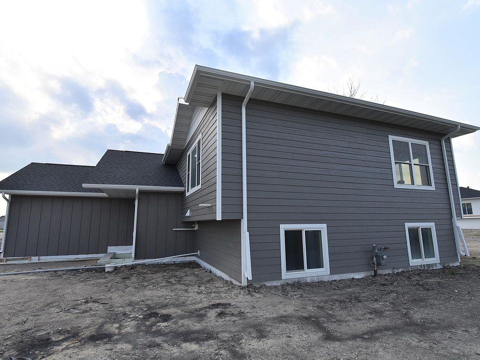 601 Lincoln St SE, Warroad, MN 56763 MLS 6383195 Zillow