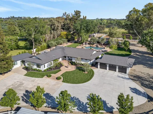 4305 Indian Creek Dr, Loomis, CA 95650