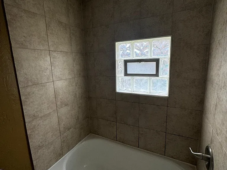 511 Main St #1 — Photo 11