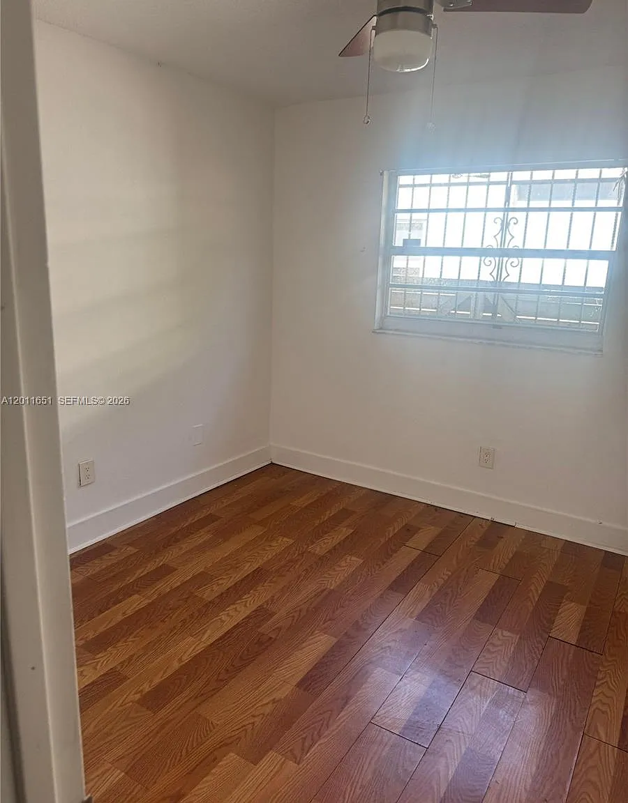 2 bed, 1.0 bath, $1,700 — Photo 4
