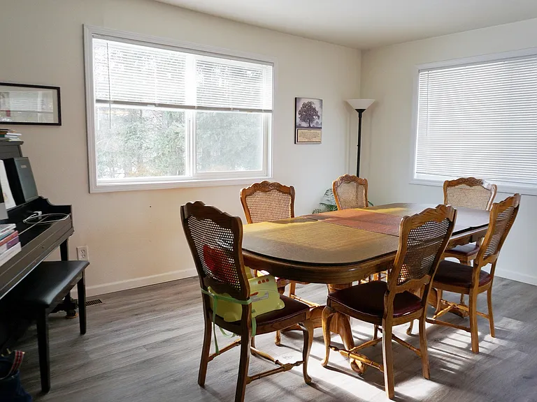 16007 Mammoth Cir — Photo 2