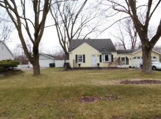 55217 Hayes Rd, Shelby Township, MI 48315