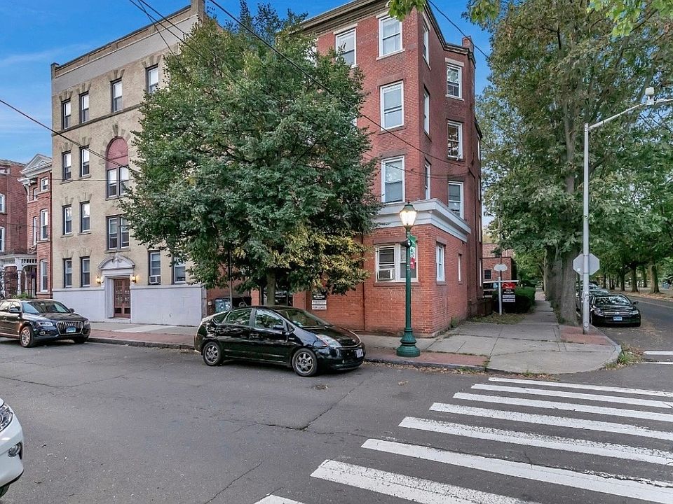 1st image of 189 Wooster St APT 1