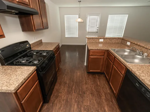 21219 Grand Field Ct, Humble, TX 77338