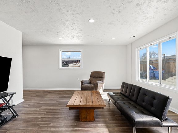 5th image of 10294 W Fox Ridge Dr