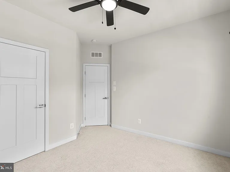 10706 Larkswood St — Photo 28
