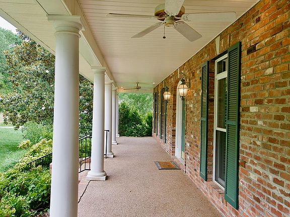 5th image of 1319 N Plantation Dr