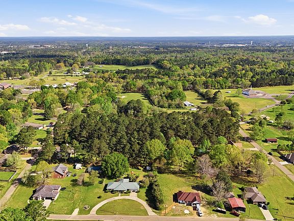 5th image of 3090 Oak Grove Rd