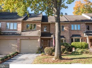 116 Treaty Dr, Chesterbrook, PA 19087