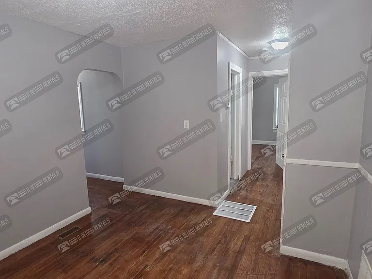 19535 Lenore — Photo 12