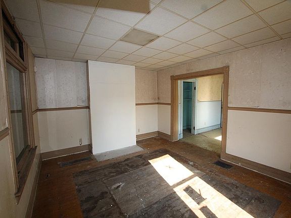 2nd image of 3326 Glenway Ave