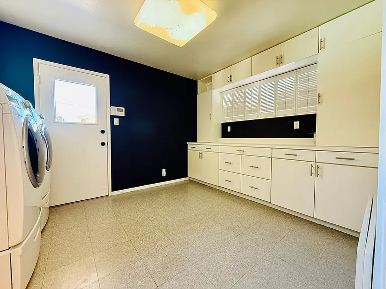 1208 Buehler Dr — Photo 35