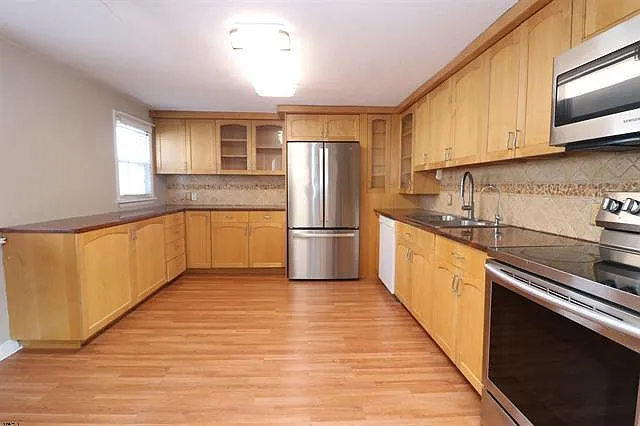 9208 Winchester Ave #1 — Photo 4