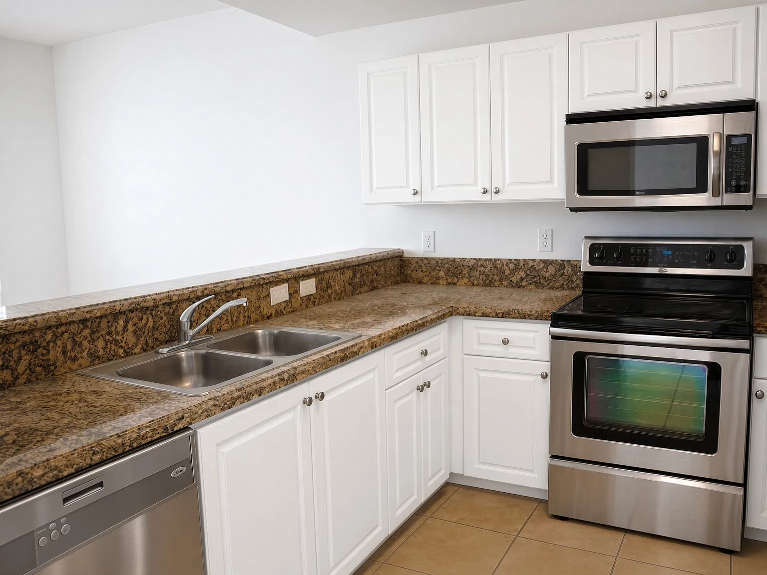 3 bed, 2.5 bath, 1256 sqft, $2,800 — Photo 3