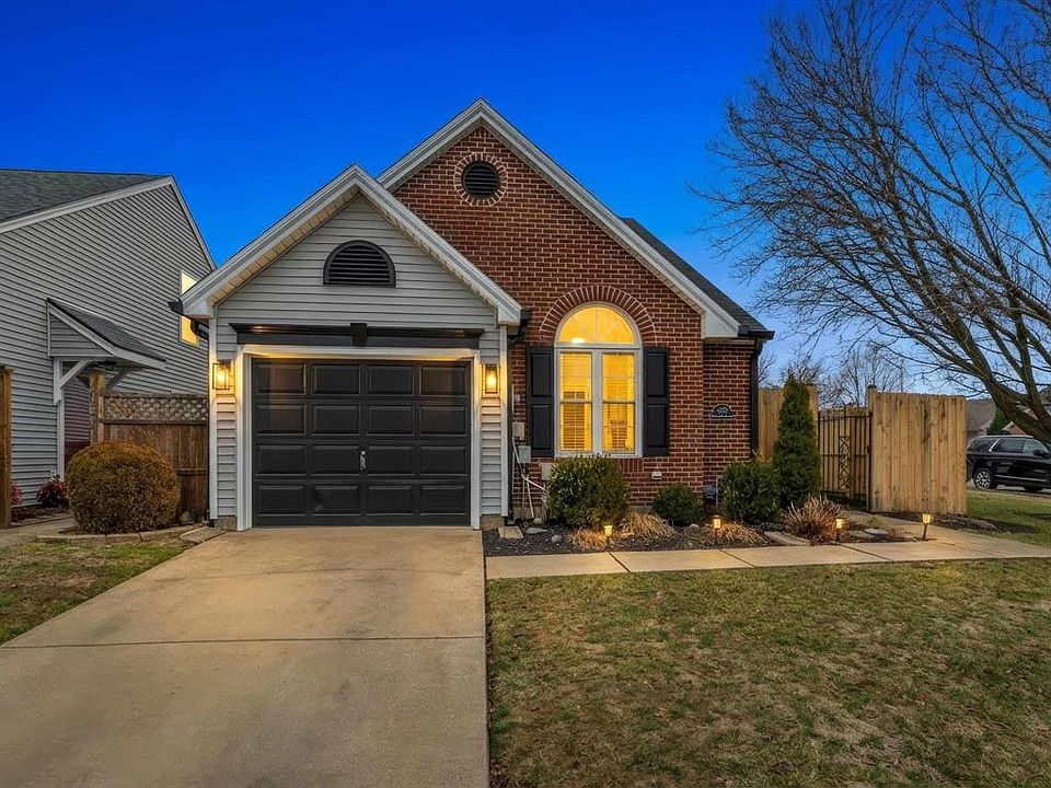 1st image of 2650 Wisteria Gdns