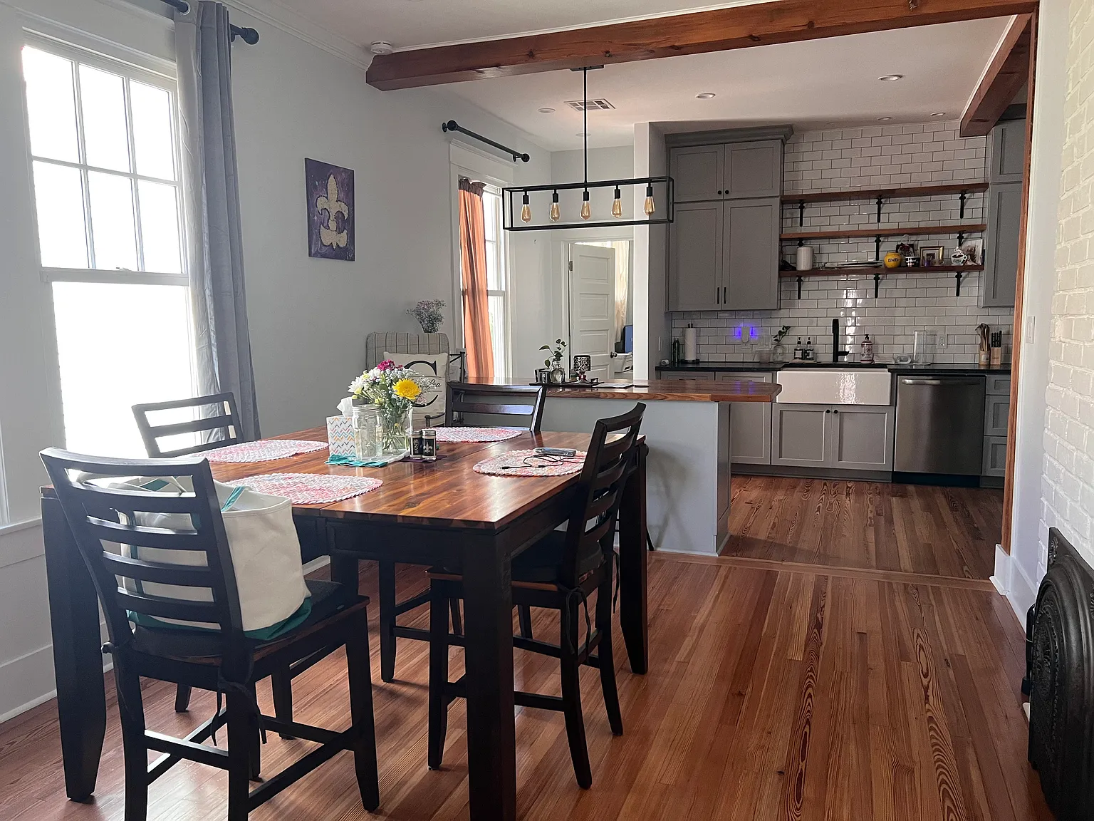 5231 Chestnut St — Photo 2