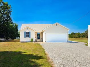 300 Beeny Rd, Manitou, KY 42436