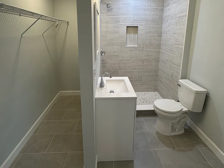 1108 Greene St — Photo 10