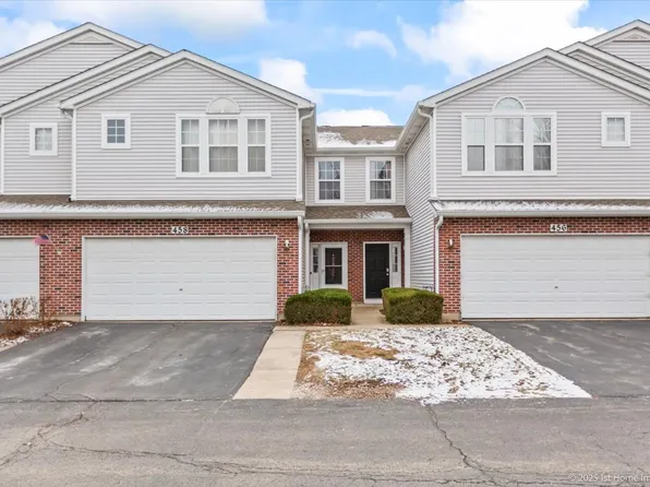 458 Landmark Ave #458, Yorkville, IL 60560