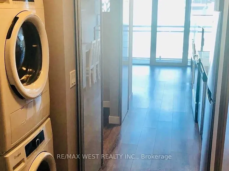 308 Lester St #405 — Photo 5