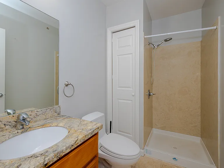 481 Monterey Blvd #A — Photo 11