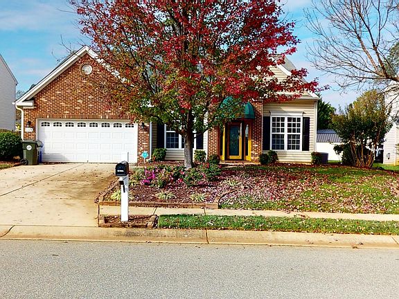 2nd image of 1105 Augusta Dr