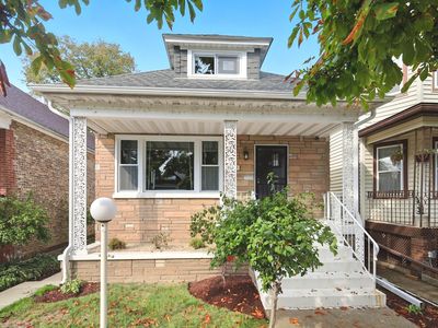 8442 S Kingston Ave, Chicago, IL, 60617